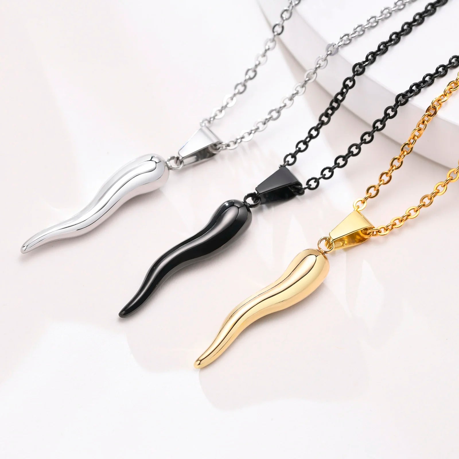 Stainless Steel Italian Horn Pendant Necklaces for Men Jewelry,Fashion Chic Chains Necklace